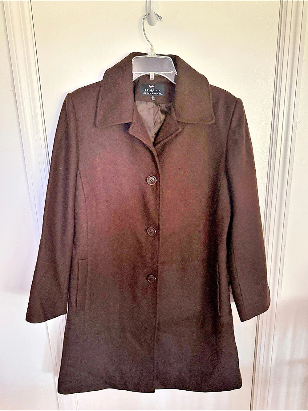 Collection by Gallery Trending Chocolate Brown Button Front Coat Like New Size M